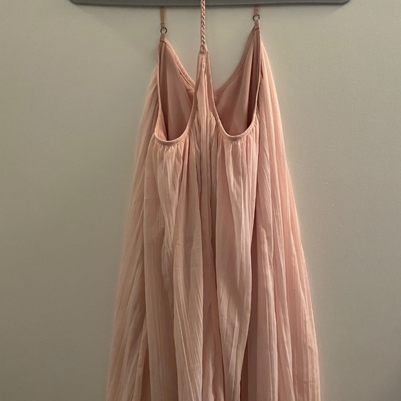 Blush pink flowy dress - Picture 2 of 3